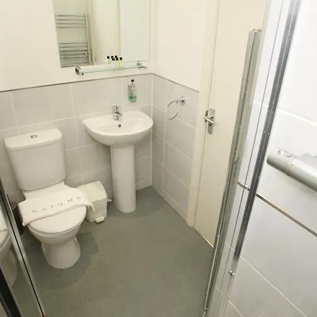 Cliff Lawn 4* Leeds (West Yorkshire)