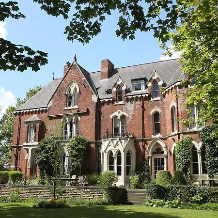Guest house Cliff Lawn